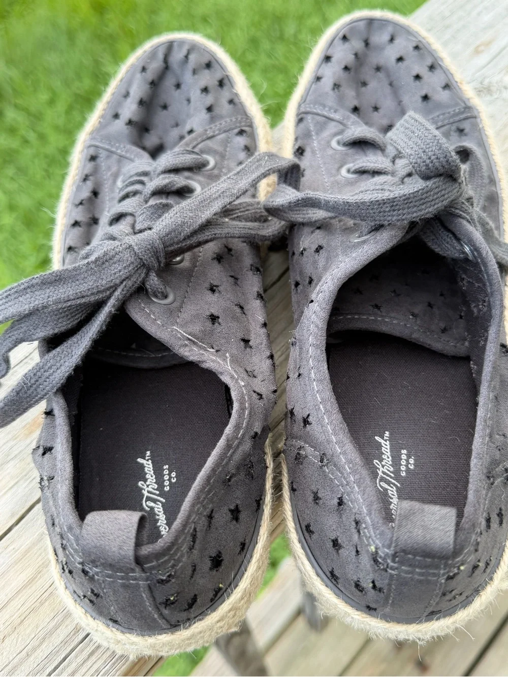 Universal Thread Gray Star Cutout Espadrille Sneakers Size 10